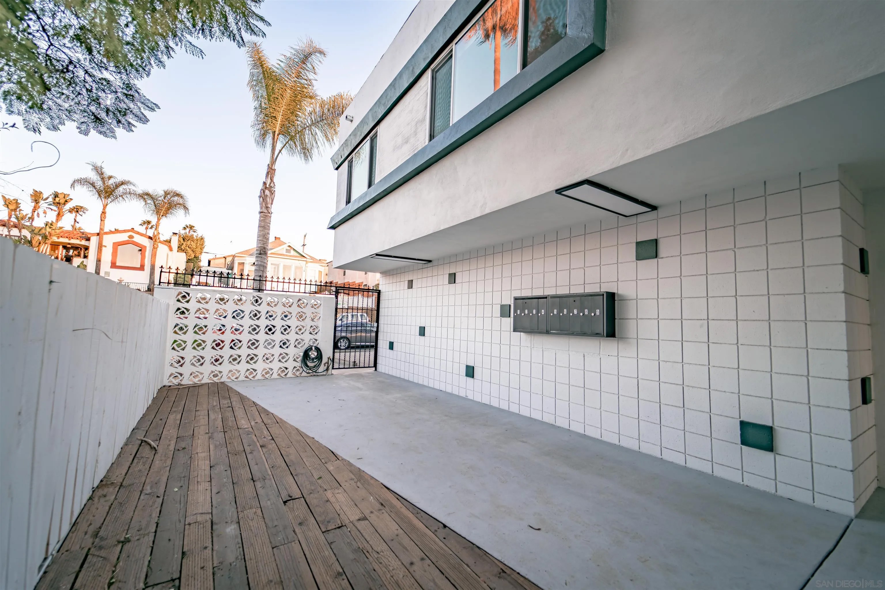 3776 Villa Ter