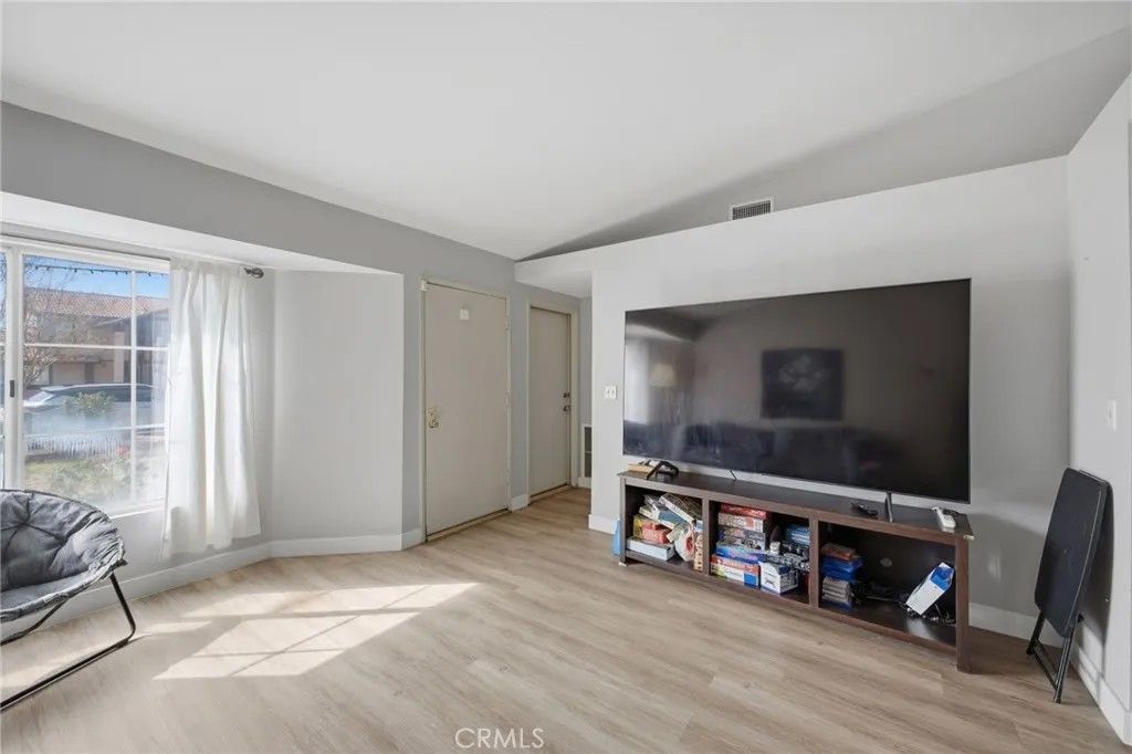 Photo of 301 Oleander Dr, San Jacinto, CA 92582 (MLS # PW26055391)