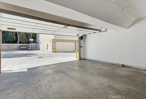 Tiny photo for 19018 Sherman Way #110, Reseda, CA 91335 (MLS # TR26082889)