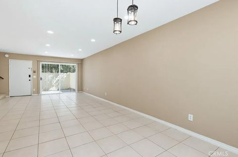 Tiny photo for 19018 Sherman Way #110, Reseda, CA 91335 (MLS # TR26082889)