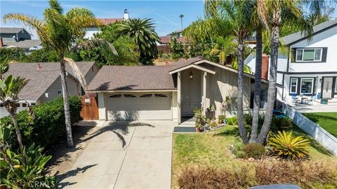 Photo of 26691 Calle Juanita, Dana Point, CA 92624 (MLS # OC26070179)