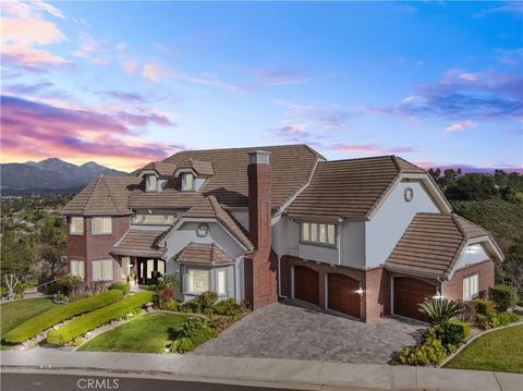 Photo of 1603 Calle Cristina, San Dimas, CA 91773 (MLS # CV26035893)