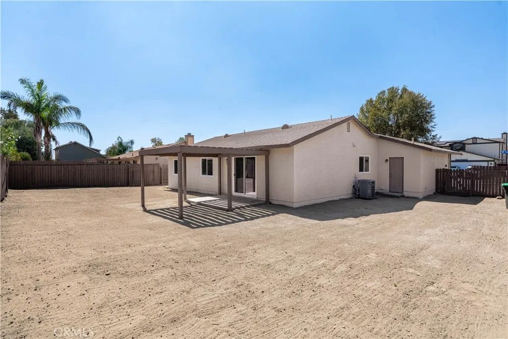 Photo of 1165 Timpanogus Court, San Jacinto, CA 92583 (MLS # SW26210052)