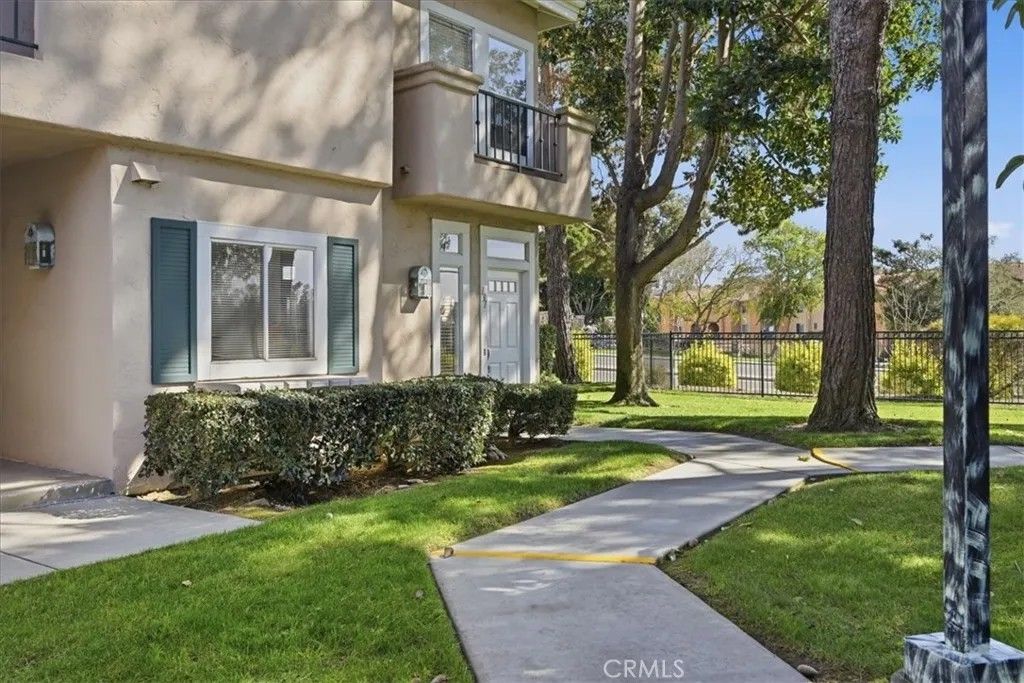 Photo of 7254 Shoreline Drive #131, San Diego, CA 92122 (MLS # SW26043585)