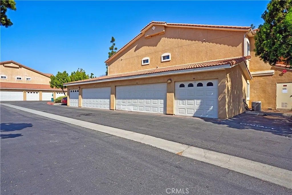 Photo of 24909 Madison Avenue #2621, Murrieta, CA 92562 (MLS # SW26036239)