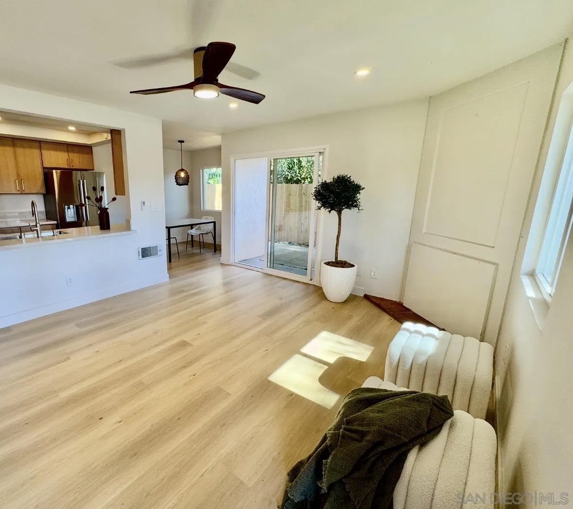 3412 Los Mochis way