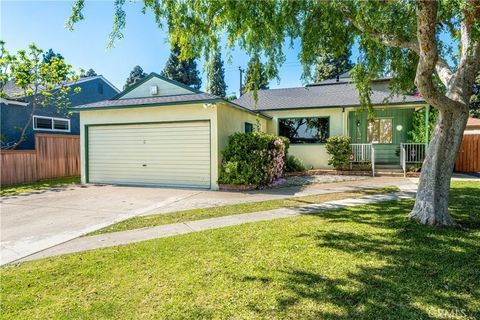 Photo of 4429 Ladoga Ave, Lakewood, CA 90713 (MLS # PW26061412)