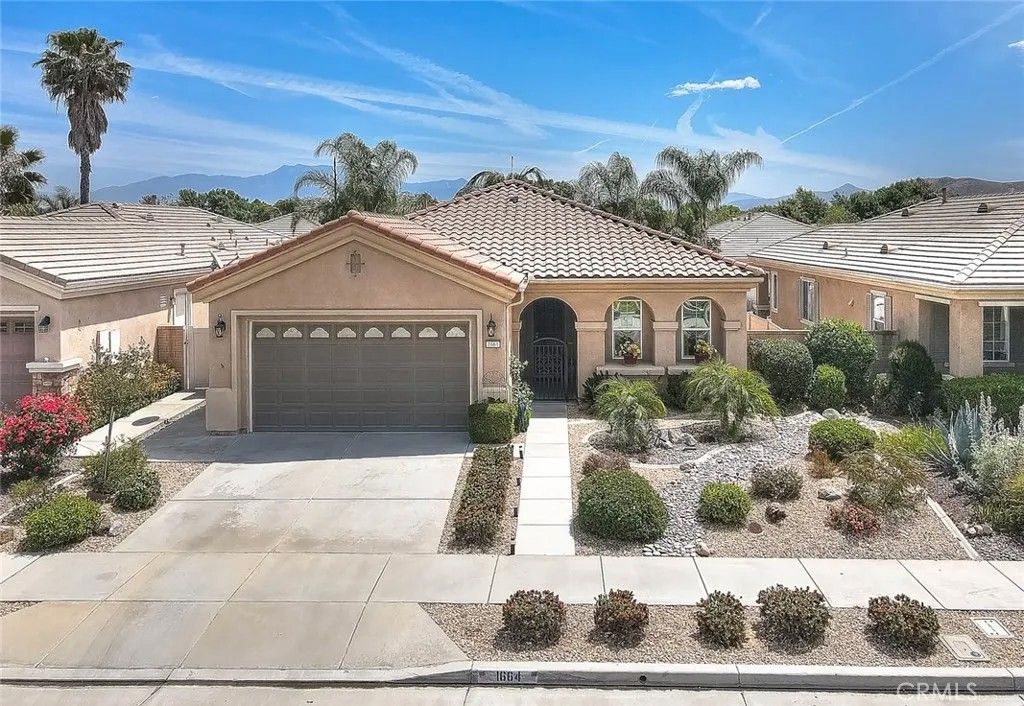 Photo of 1664 Camino Sueno, Hemet, CA 92545 (MLS # CV26094033)