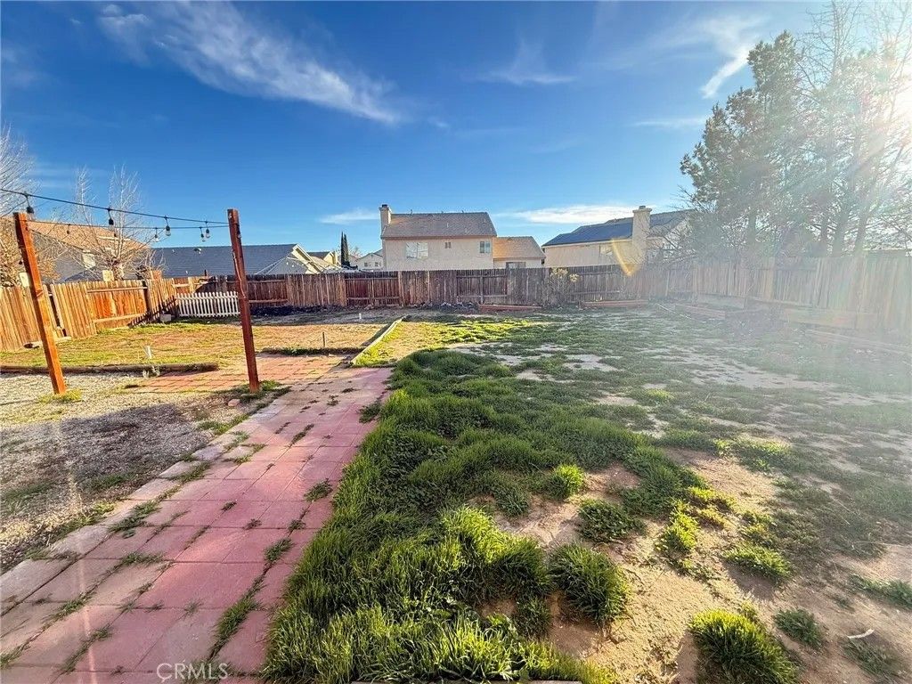Photo of 14325 Tawney Ridge, Victorville, CA 92394 (MLS # TR26010852)