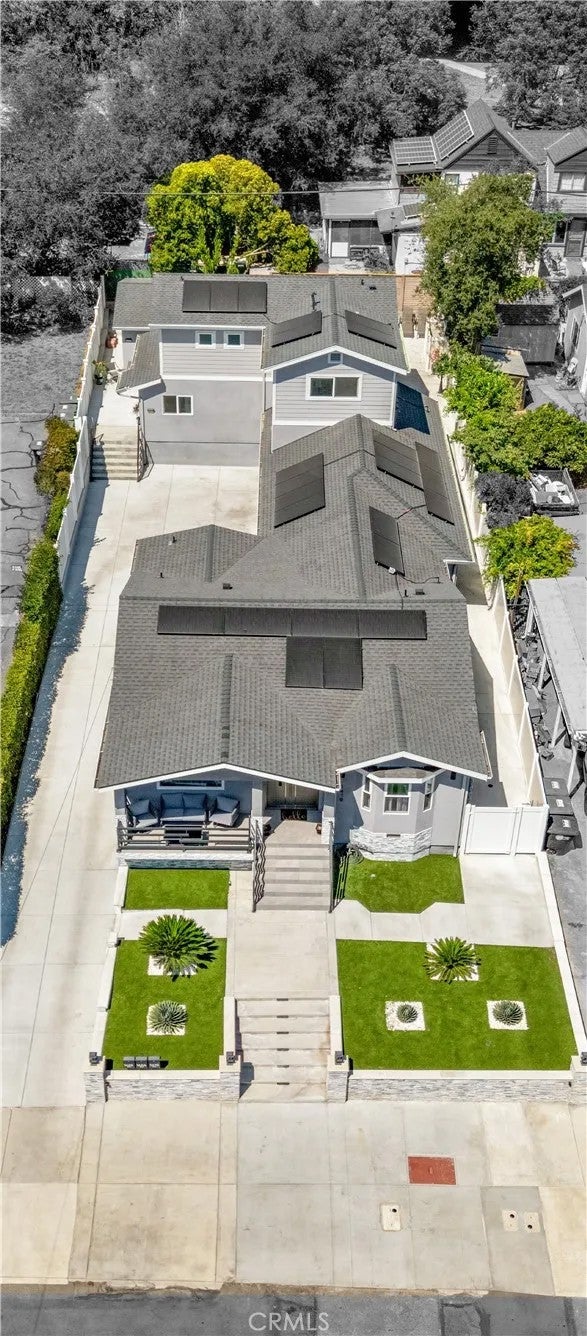 3419 Montrose Ave