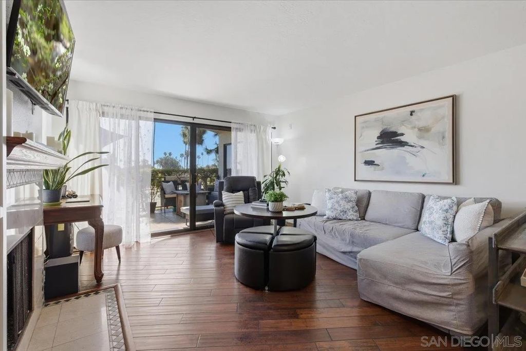 Photo of 3770 Crown Point #103, Pacific Beach, CA 92109 (MLS # 260006715)