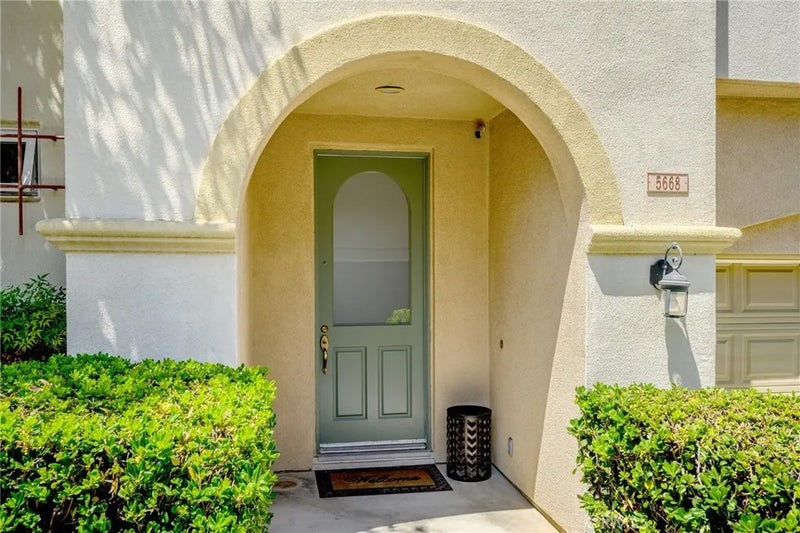 5668 Como Circle
