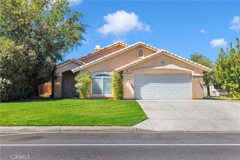 Photo of 13520 Driftwood Drive, Victorville, CA 92395 (MLS # IV26194462)