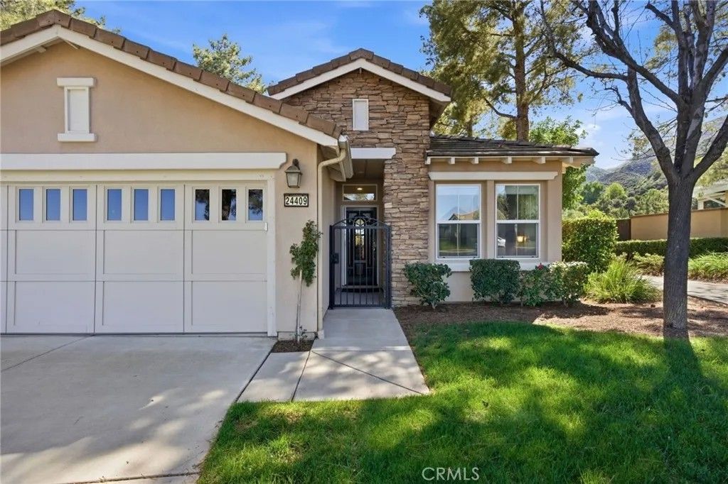 Photo of 24409 Fawnskin Dr, Corona, CA 92883 (MLS # IV26051841)