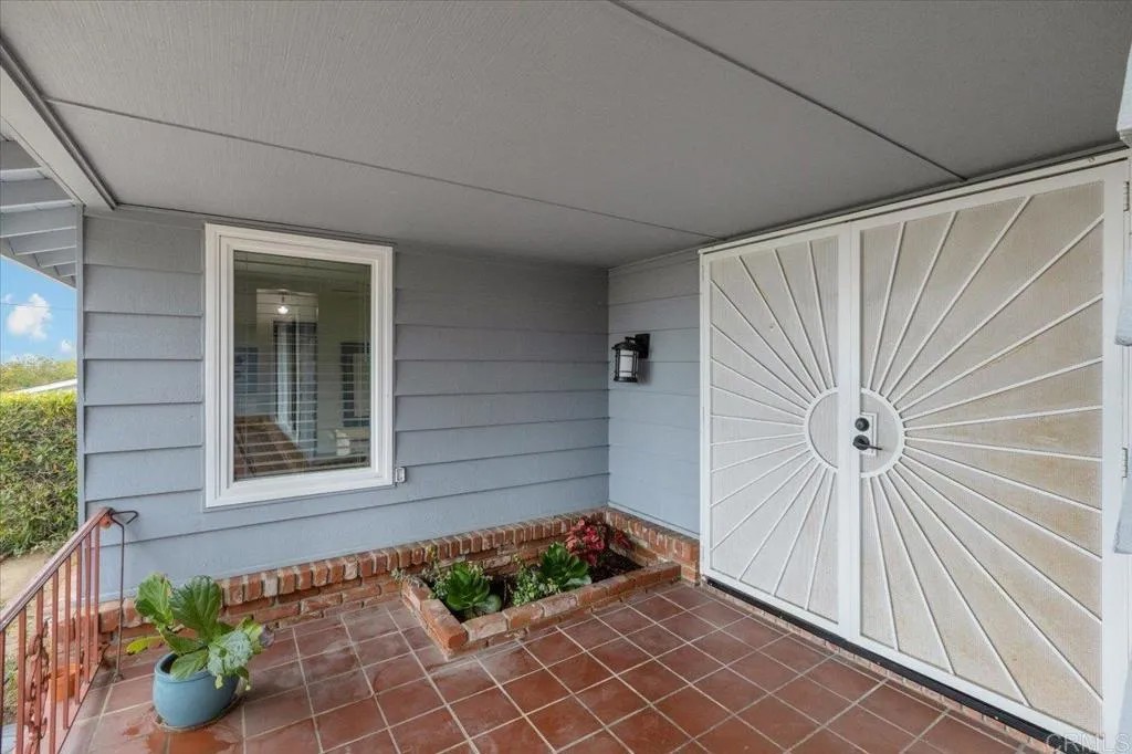 1248 Alta Vista Drive