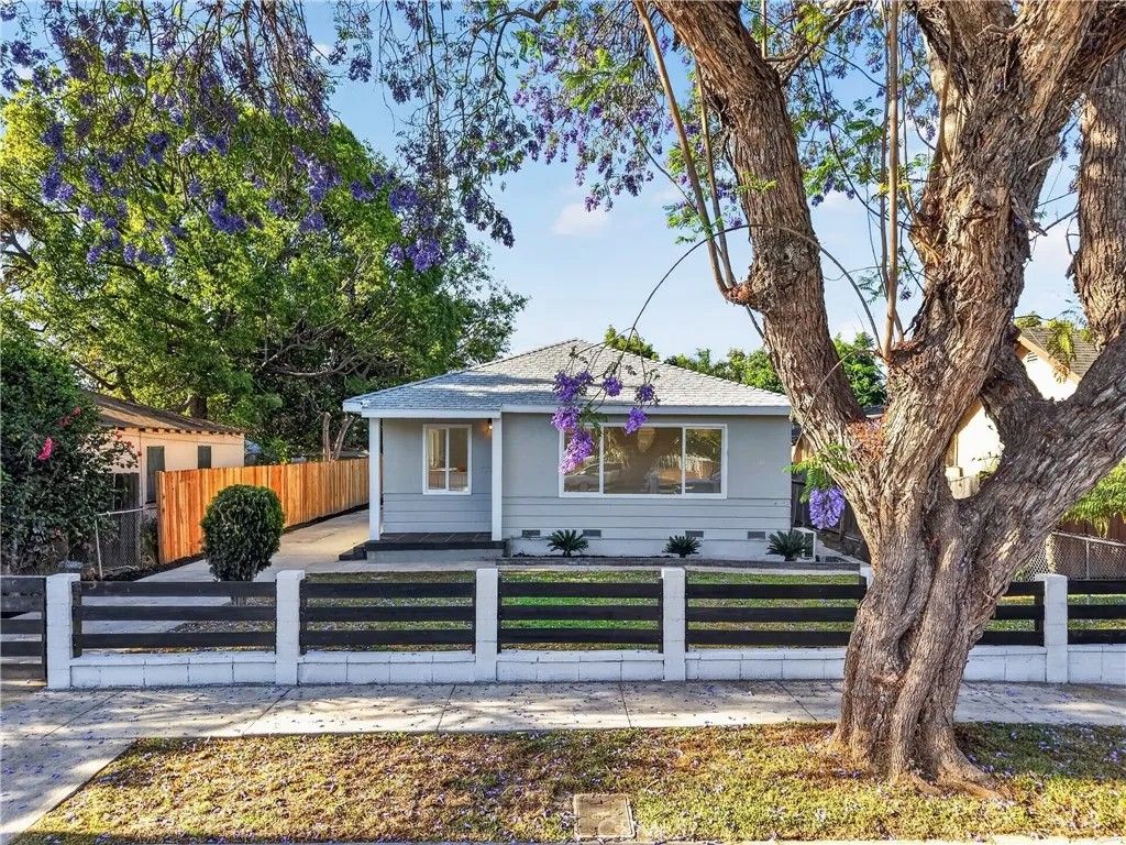 Photo of 6626 San Miguel St, Paramount, CA 90723 (MLS # DW26086204)