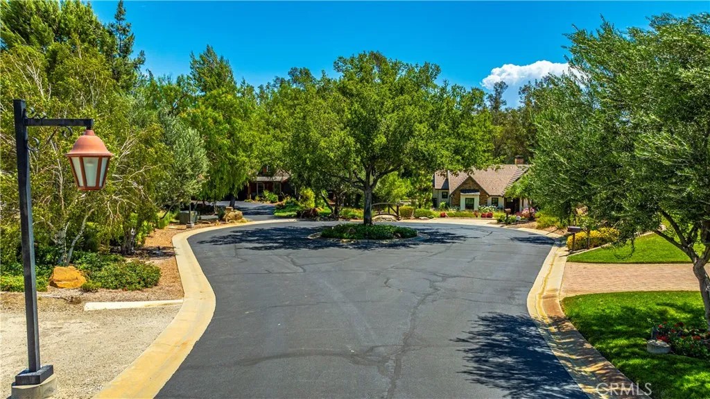 42970 Grace Lane