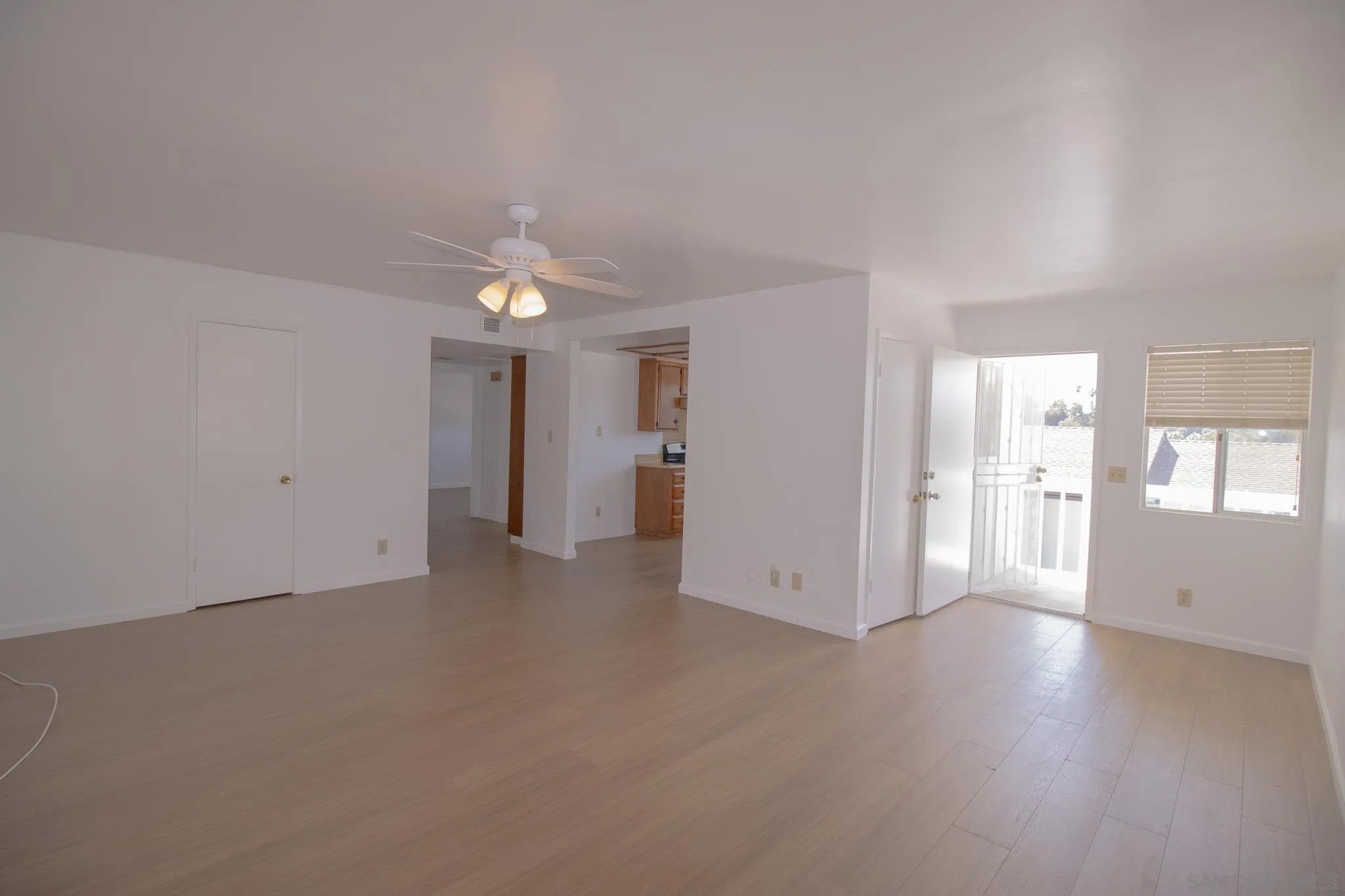 2575 Buena Vista Ave