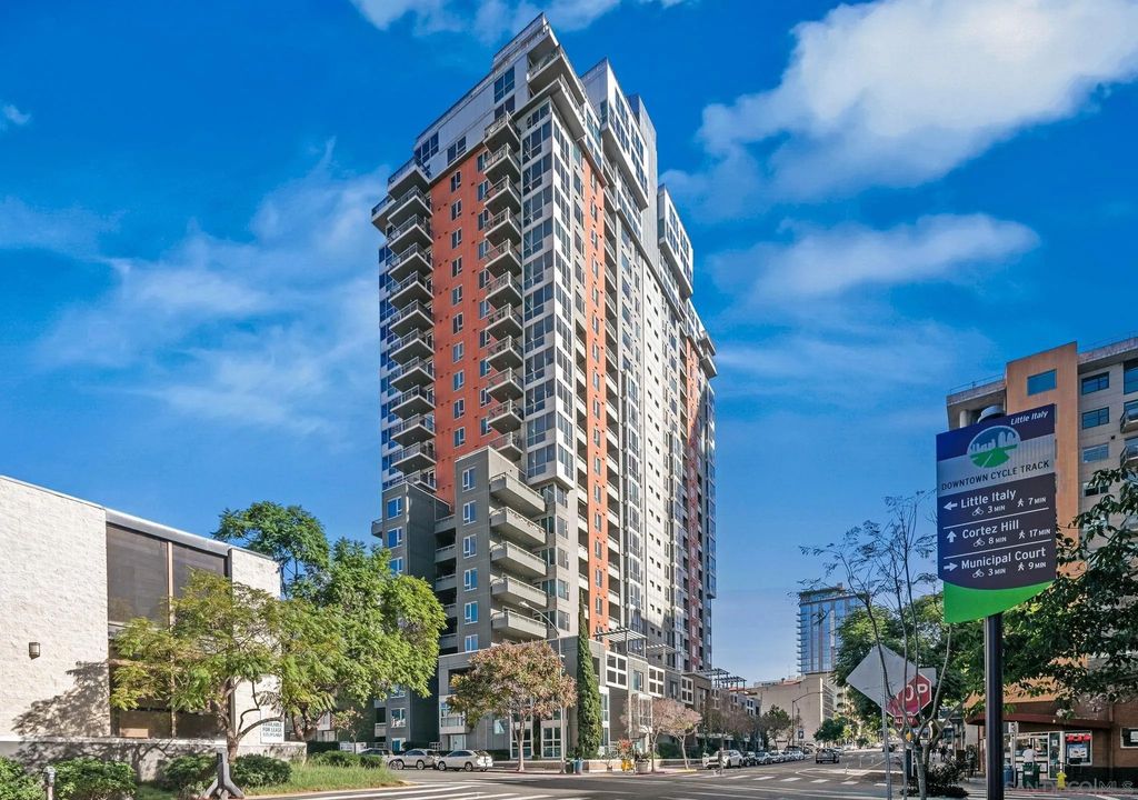 Photo of 300 W Beech St #505, San Diego, CA 92101 (MLS # 250046252)