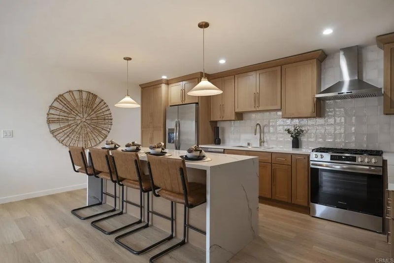 2501 W Sunflower E6