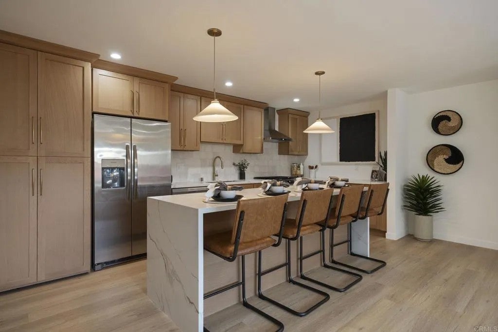 2501 W Sunflower E6