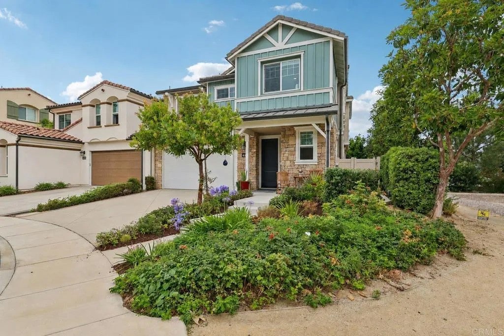 Photo of 633 Manzanita Ln, Encinitas, CA 92024 (MLS # NDP2606498)