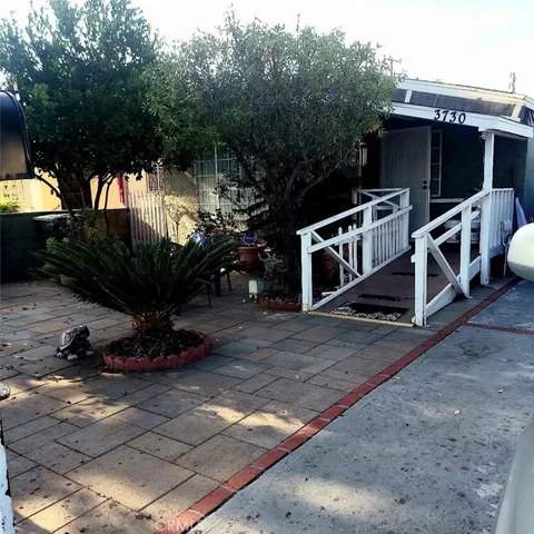 3730 E 56th St, Maywood, CA 90270 - #: PW26150164