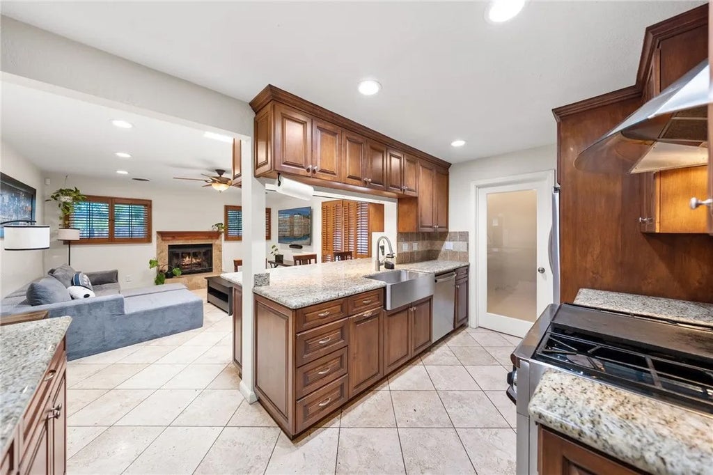 Photo of 930 Waterloo Ave, El Cajon, CA 92019 (MLS # SW26212490)
