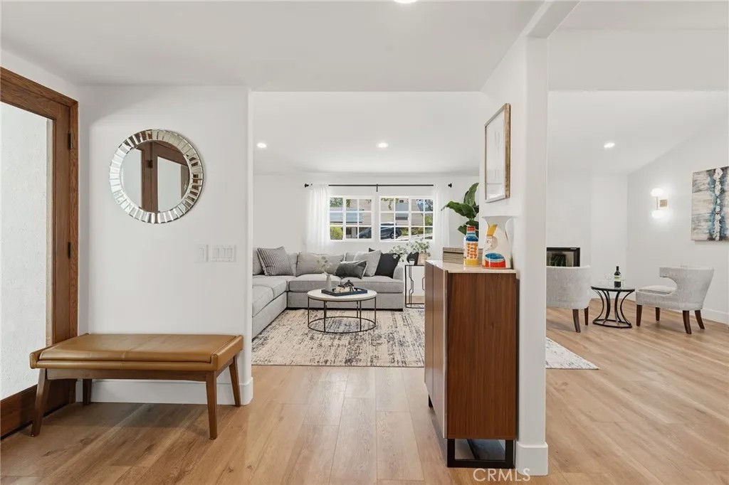 4515 Park Livorno