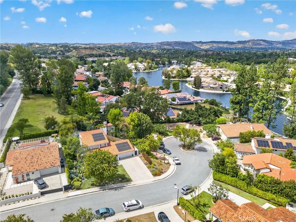 Photo of 4515 Park Livorno, Calabasas, CA 91302 (MLS # SR26089505)