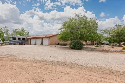 Tiny photo for 2212 W Avenue O8, Palmdale, CA 93551 (MLS # SR26068561)