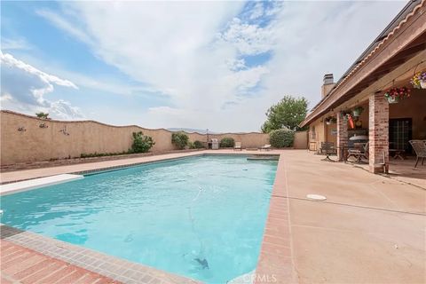 Tiny photo for 2212 W Avenue O8, Palmdale, CA 93551 (MLS # SR26068561)