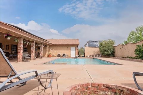 Tiny photo for 2212 W Avenue O8, Palmdale, CA 93551 (MLS # SR26068561)