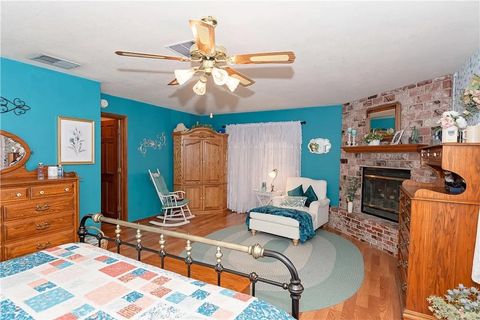 Tiny photo for 2212 W Avenue O8, Palmdale, CA 93551 (MLS # SR26068561)