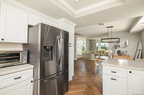 Tiny photo for 1806 McKee St #A1, San Diego, CA 92110 (MLS # 250041159)