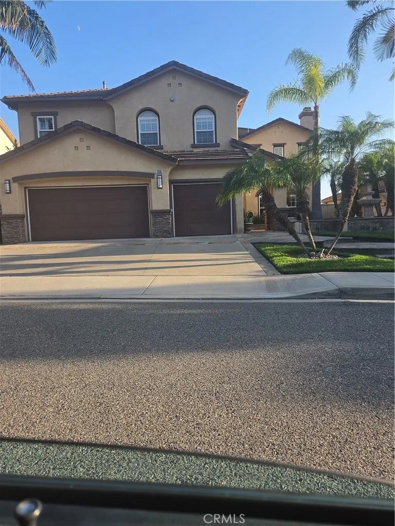 7336 E Magdalena