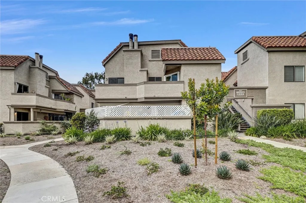 28101 Montecito