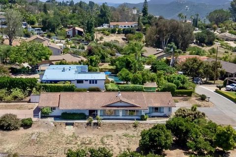 Photo of 1216 Via Ramon, Escondido, CA 92029 (MLS # NDP2605494)
