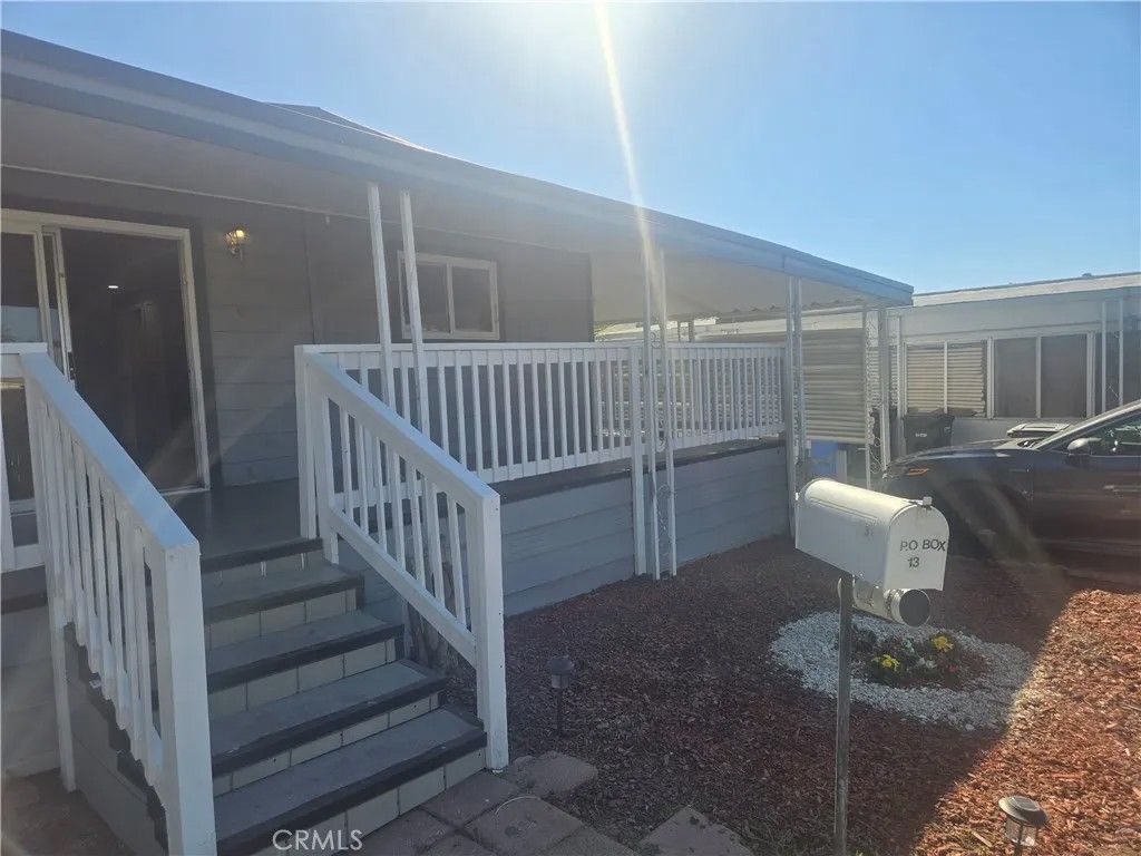 Photo of 1700 State St #13, Hemet, CA 92543 (MLS # CV26030891)