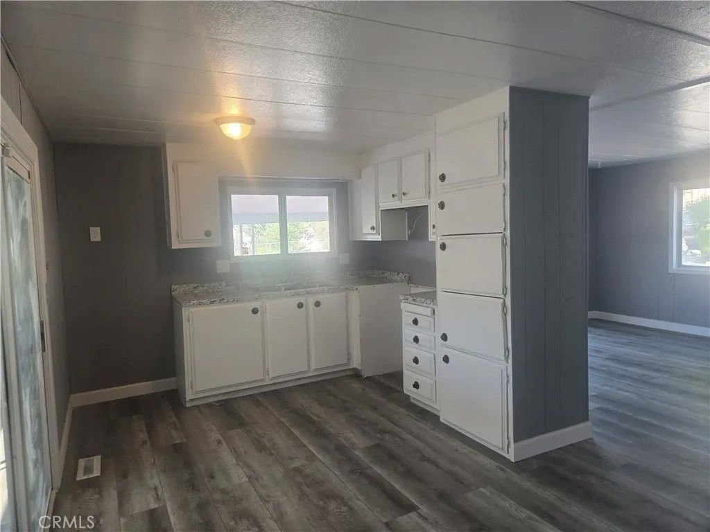 Photo of 1700 State St #13, Hemet, CA 92543 (MLS # CV26030891)