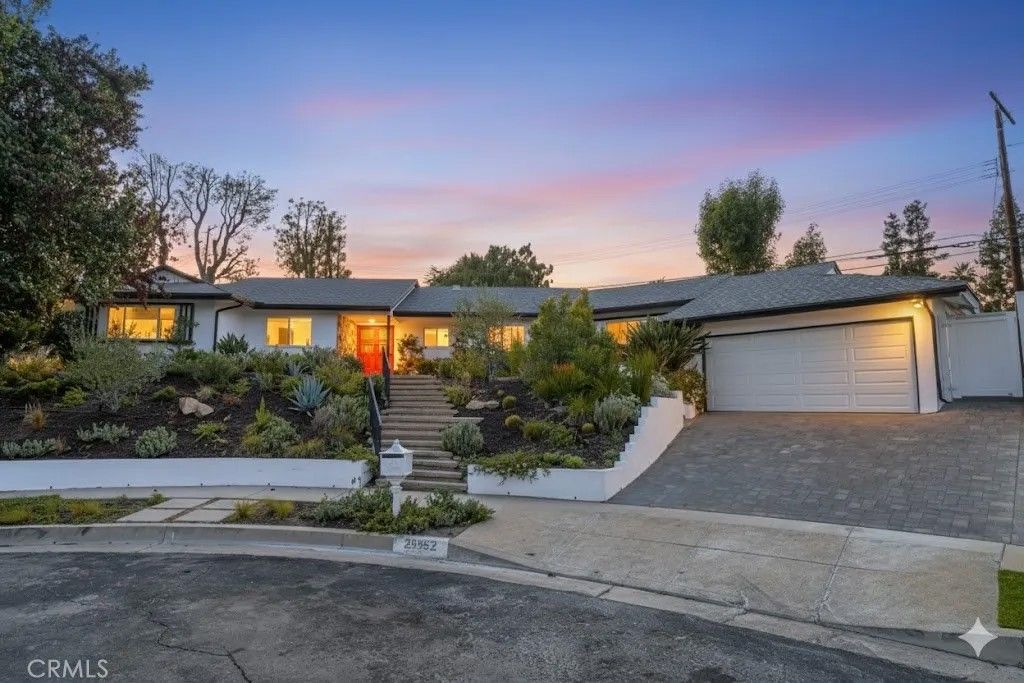 Photo of 23952 Nomar Street, Woodland Hills, CA 91367 (MLS # SR26041577)