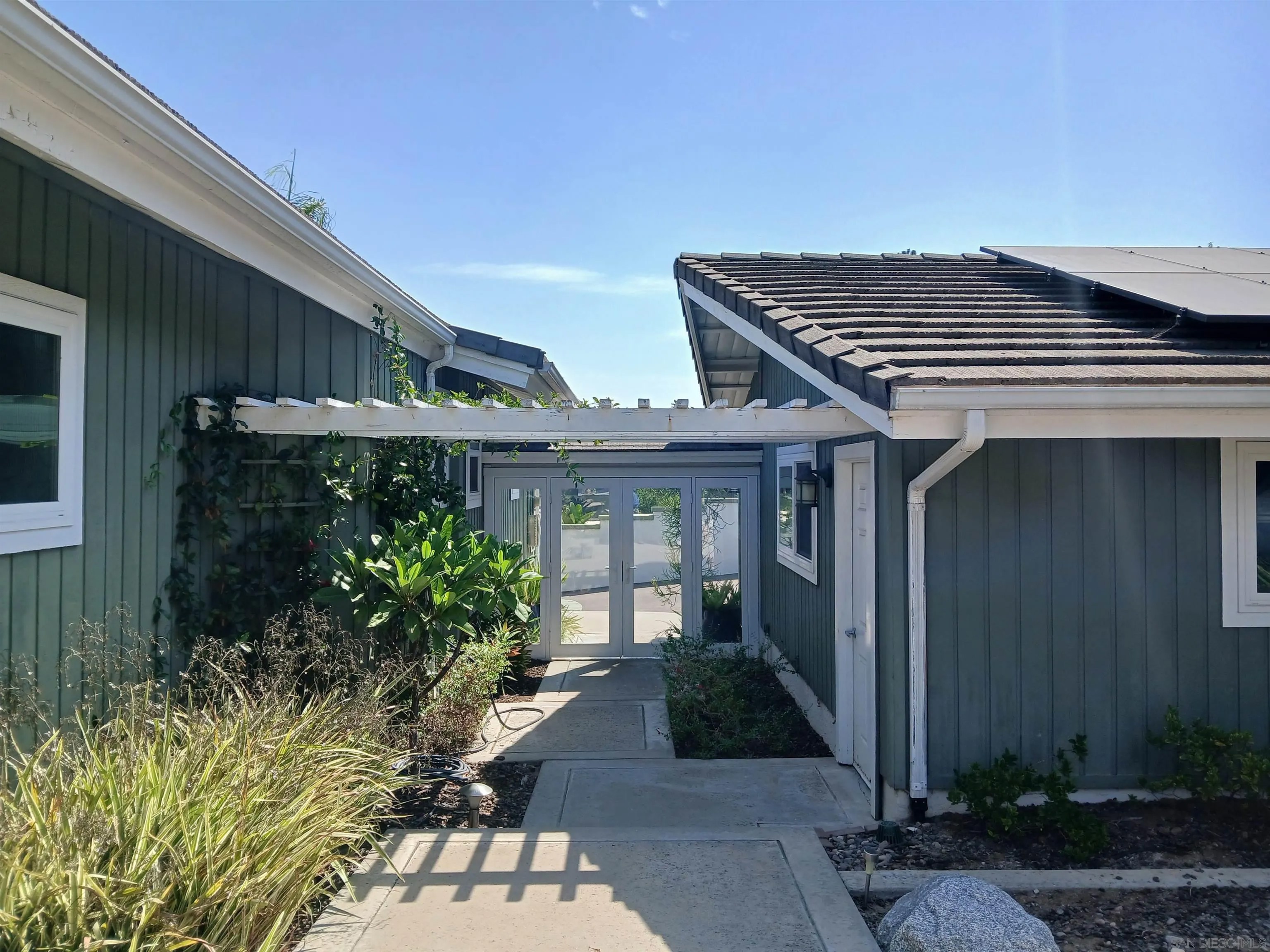243 Horizon Hills