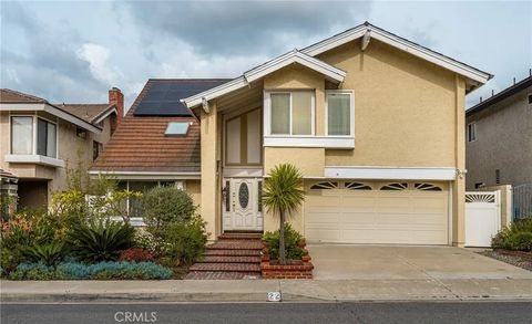 Photo of 22 Hunter, Irvine, CA 92620 (MLS # OC26026857)