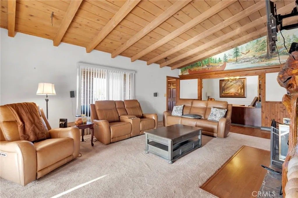 Photo of 14415 Erie Rd, Apple Valley, CA 92307 (MLS # IG26012873)