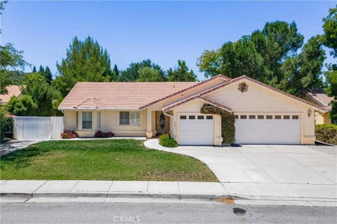 Photo of 2503 Starling Drive, Paso Robles, CA 93446 (MLS # NS26122736)