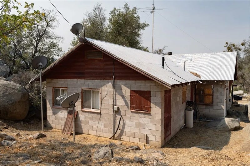 3728 Oak Meadow