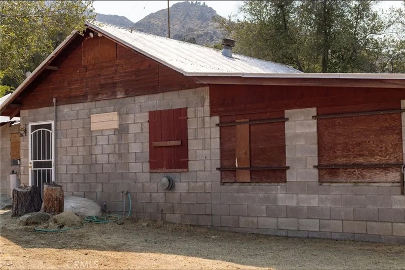 3728 Oak Meadow