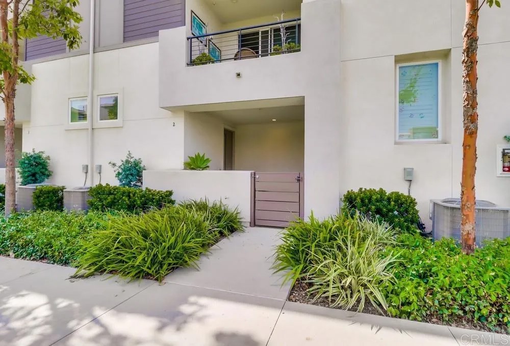 1842 Observation Way 2