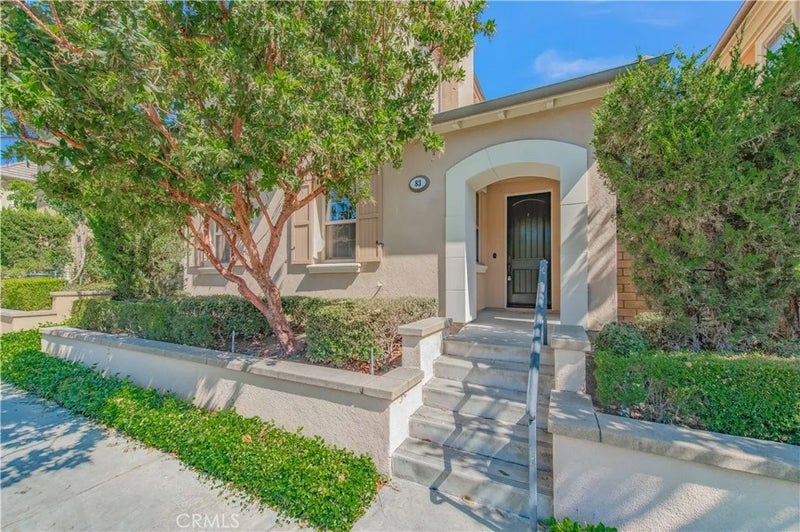 83 Twin Gables