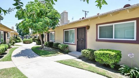 Photo of 1531 E La Palma Avenue #C2, Anaheim, CA 92805 (MLS # OC25239737)